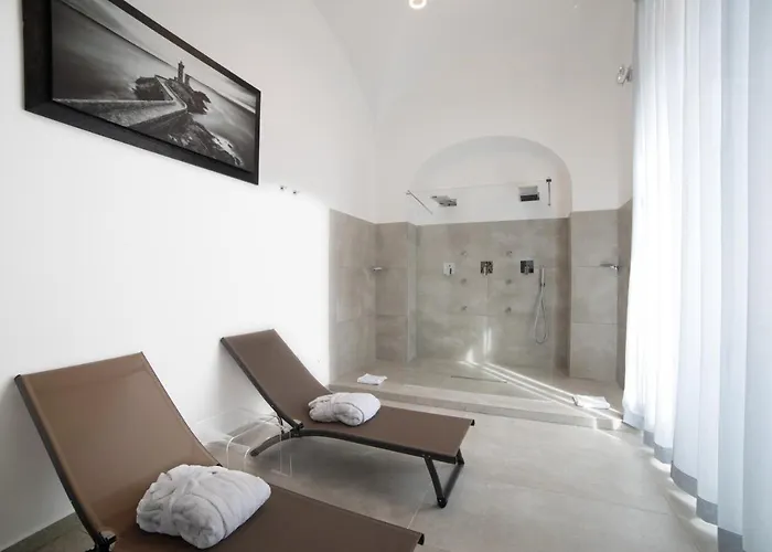 Bespoke 4* Roma